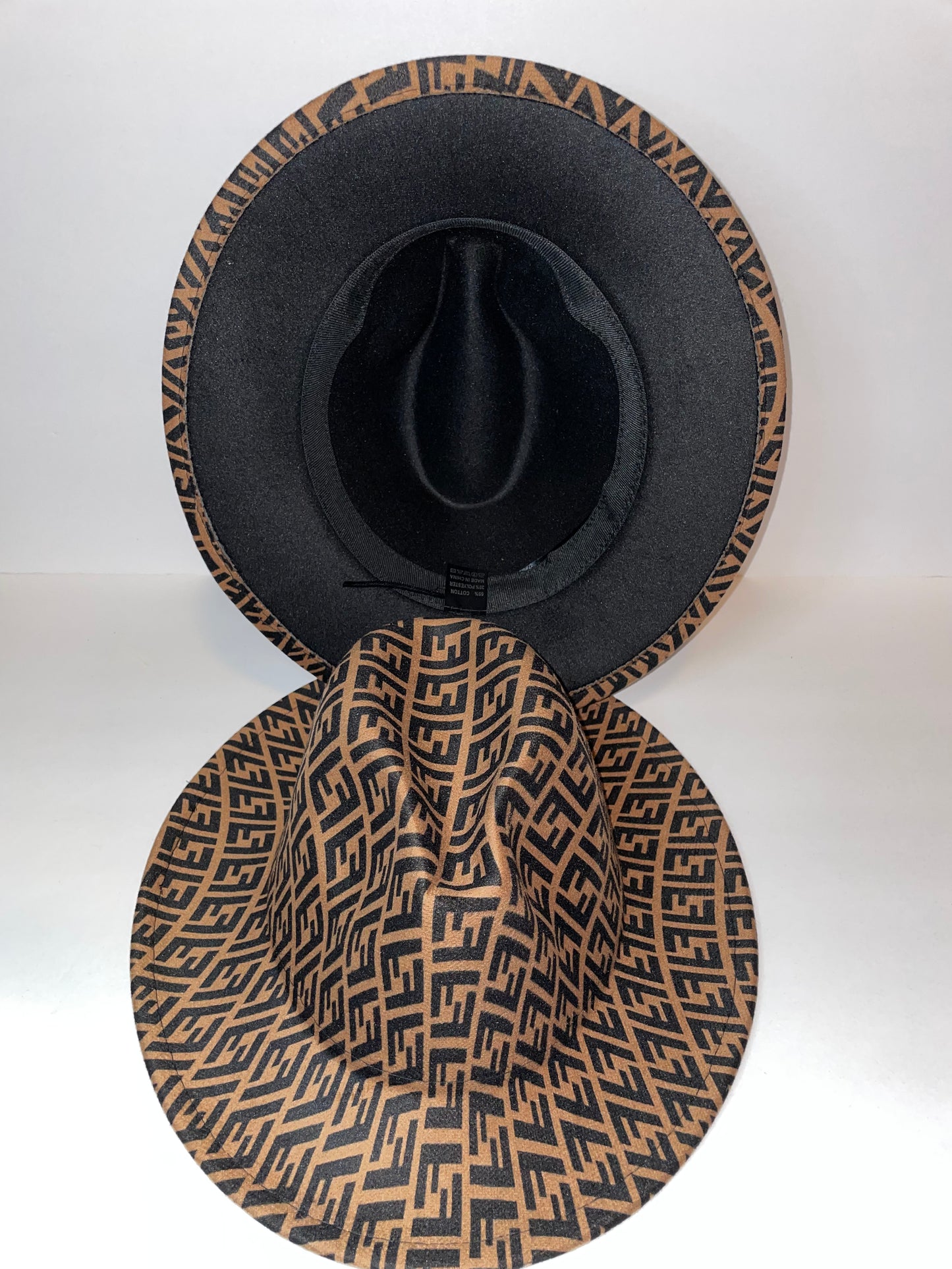 FOXY FEDORA